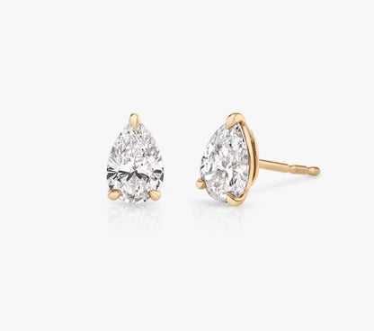 Stud earring pear Diamond
